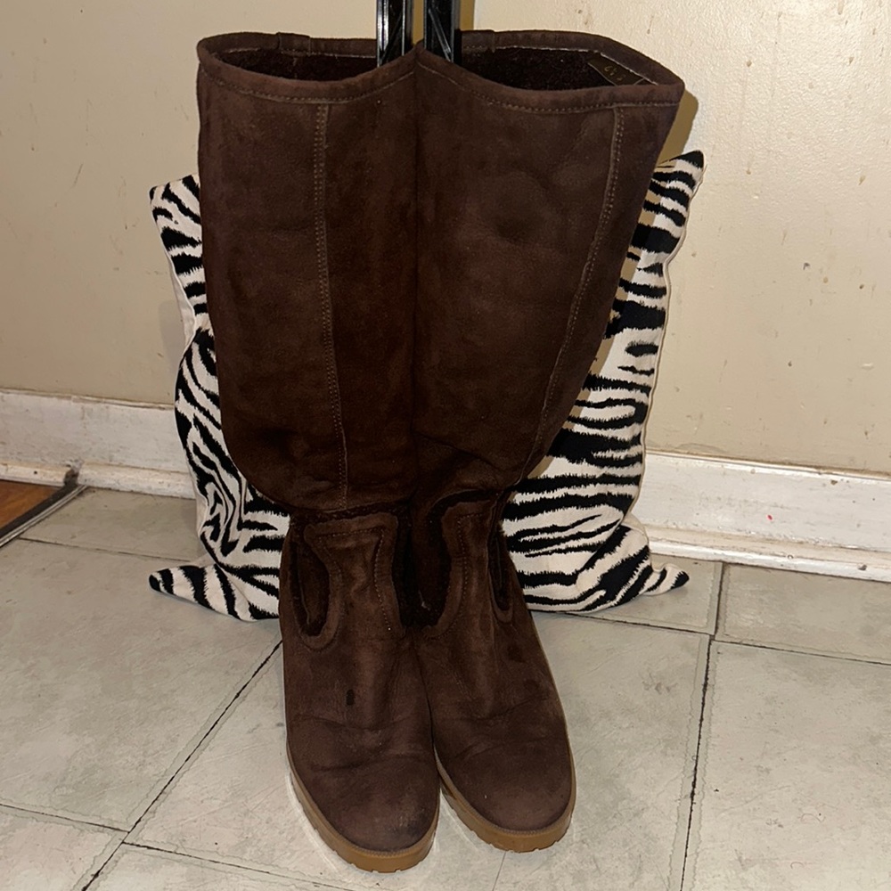 Gucci Merino Lambskin Shearling Wedge Boots w/FUR  size 6 1/2 B